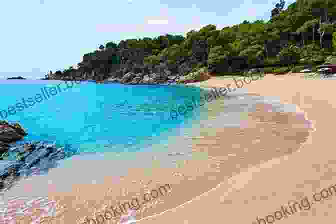 An Image Of A Beautiful Beach In Spain DK Eyewitness Road Trips Spain (Travel Guide)