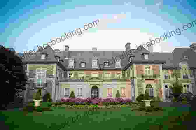 Stately Victorian Mansion In Warwick, Rhode Island A Walking Tour Of Warwick Rhode Island (Look Up America Series)