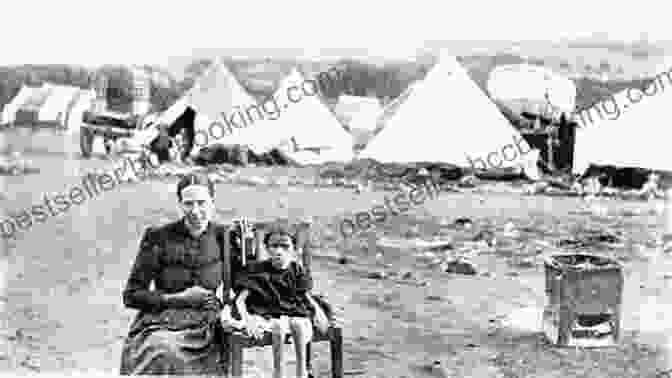 Women Working In A Boer Refugee Camp No Outspan: A Boer Journal Of Life After The War